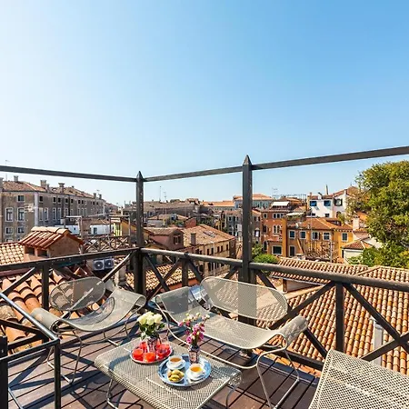 Ca' Della Luce Terrace In San Marco *